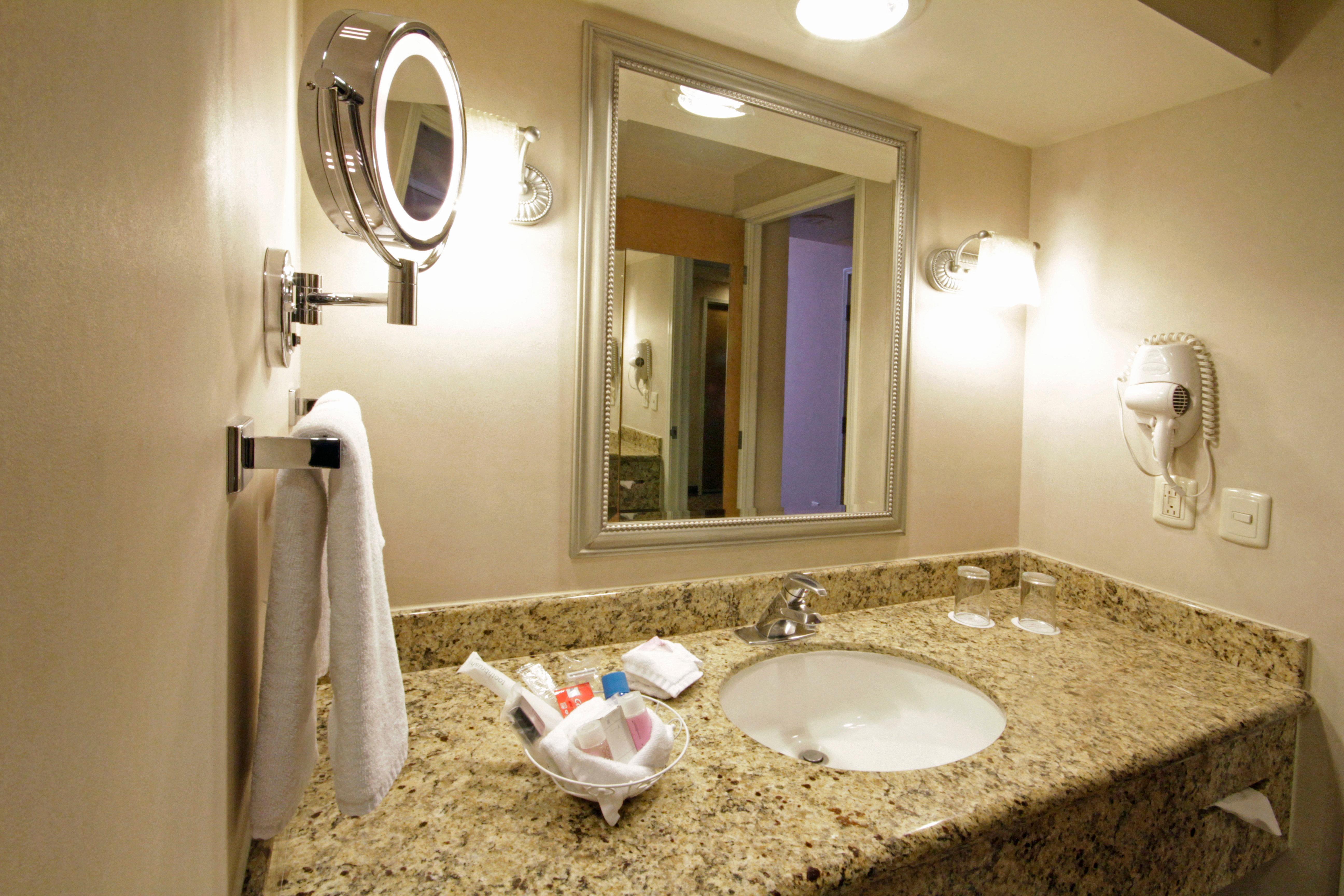 Crowne Plaza Torreon By Ihg Hotel Bagian luar foto